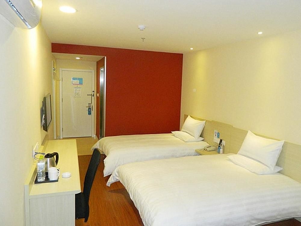 Hanting Express Qingdao Zhongshan Road Exterior photo